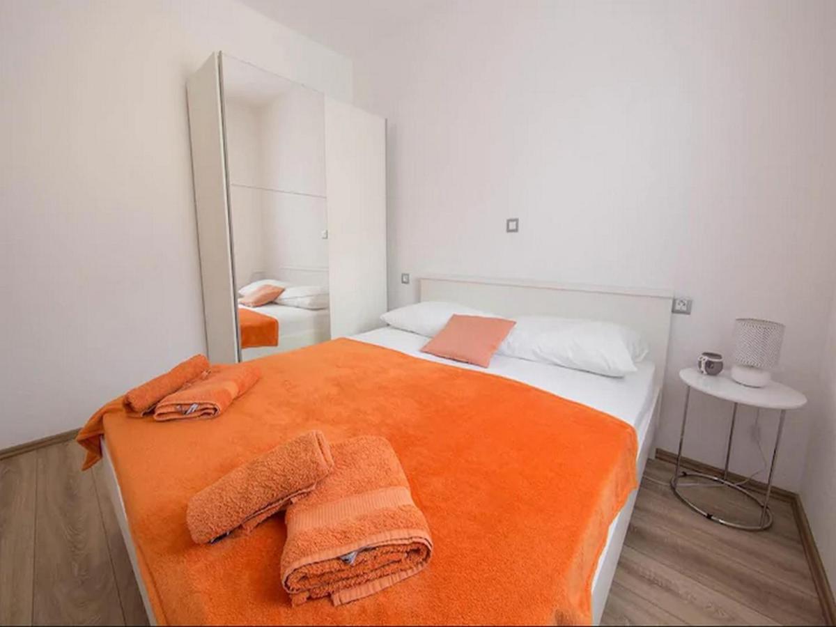 Holiday Home J&D No 2 Podstrana Luaran gambar